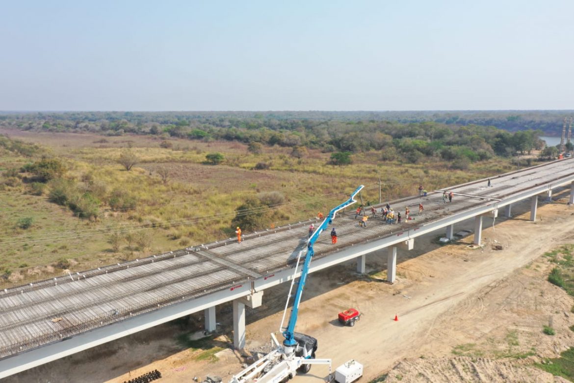 En progreso - Construcción de la línea de transmisión 2 × 220 kv Acaray - Presidente Franco y ampliación de subestaciones Acaray y Presidente Franco 1