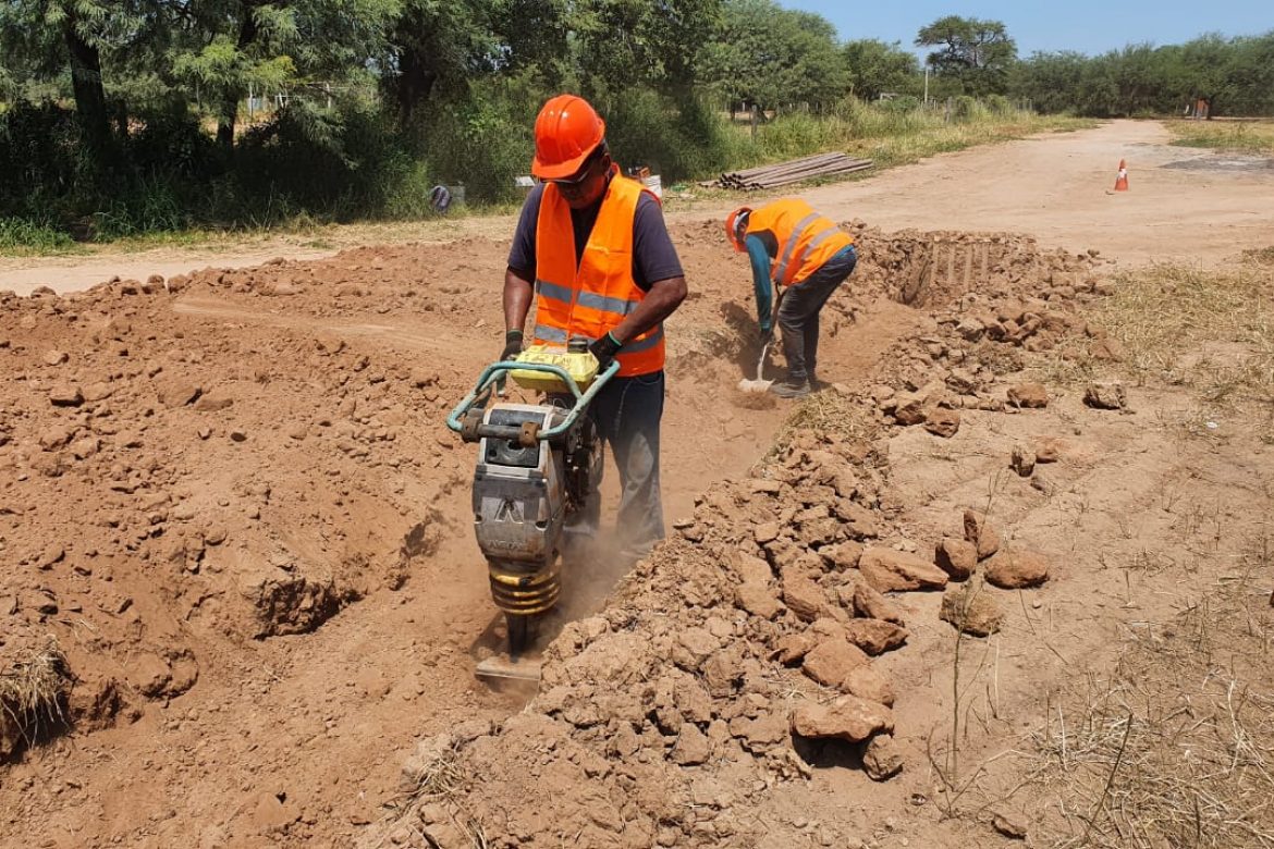 En progreso - Construcción de redes de abastecimiento de agua potable a comunidades nativas y localidades más pequeñas beneficiadas por el proyecto del Acueducto del Chaco Central 2