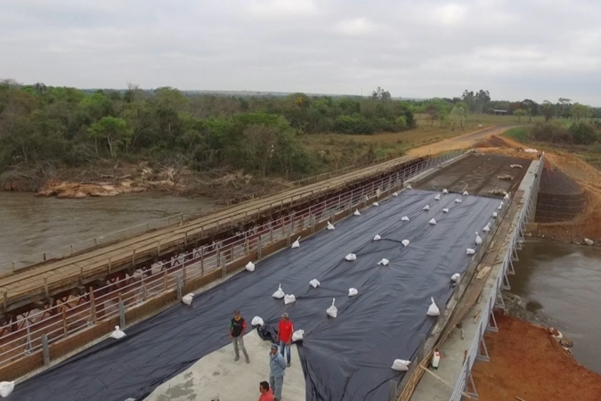 Infraestructura - Construcción Laguna Crystal - Hernandarias 5