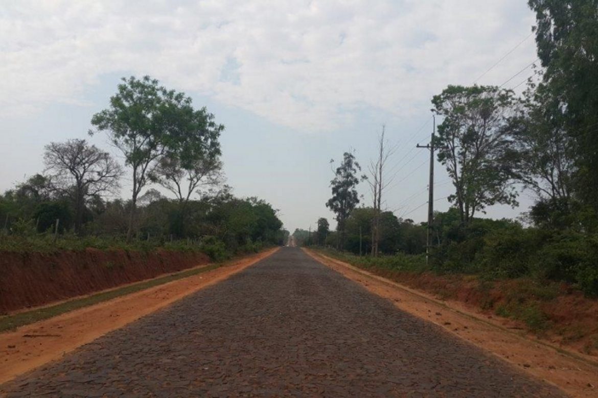 Infraestructura - Vías pavimentadas de piedra en varios tramos de la Región Oriental Obra 3: Tramo Horqueta - Río Ypane 4