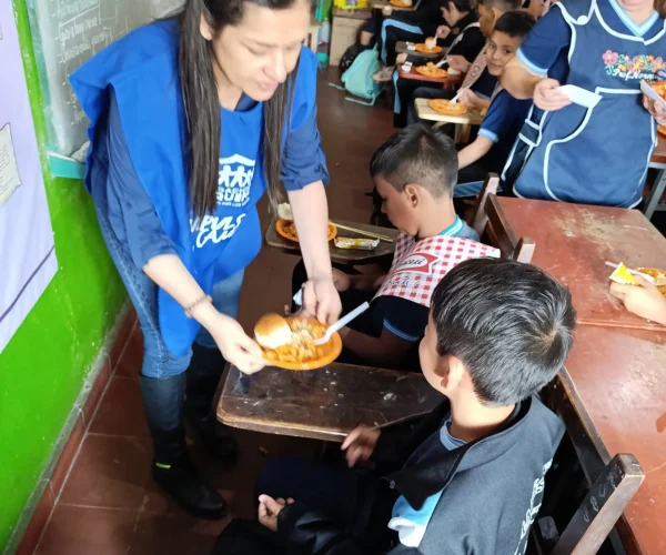 Comunidad- Dequeni dia de la amistad solidario 3(1)